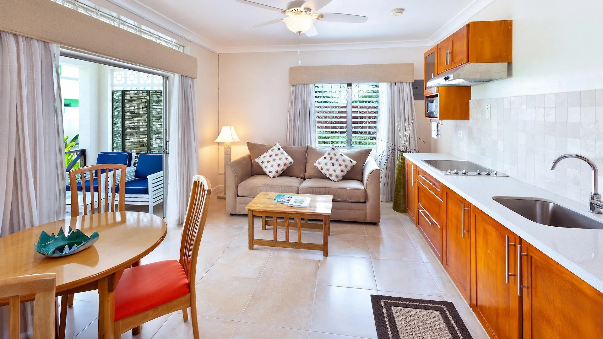 Blue Horizon Hotel Rockley