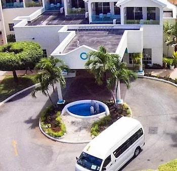 Blue Horizon Hotel Rockley