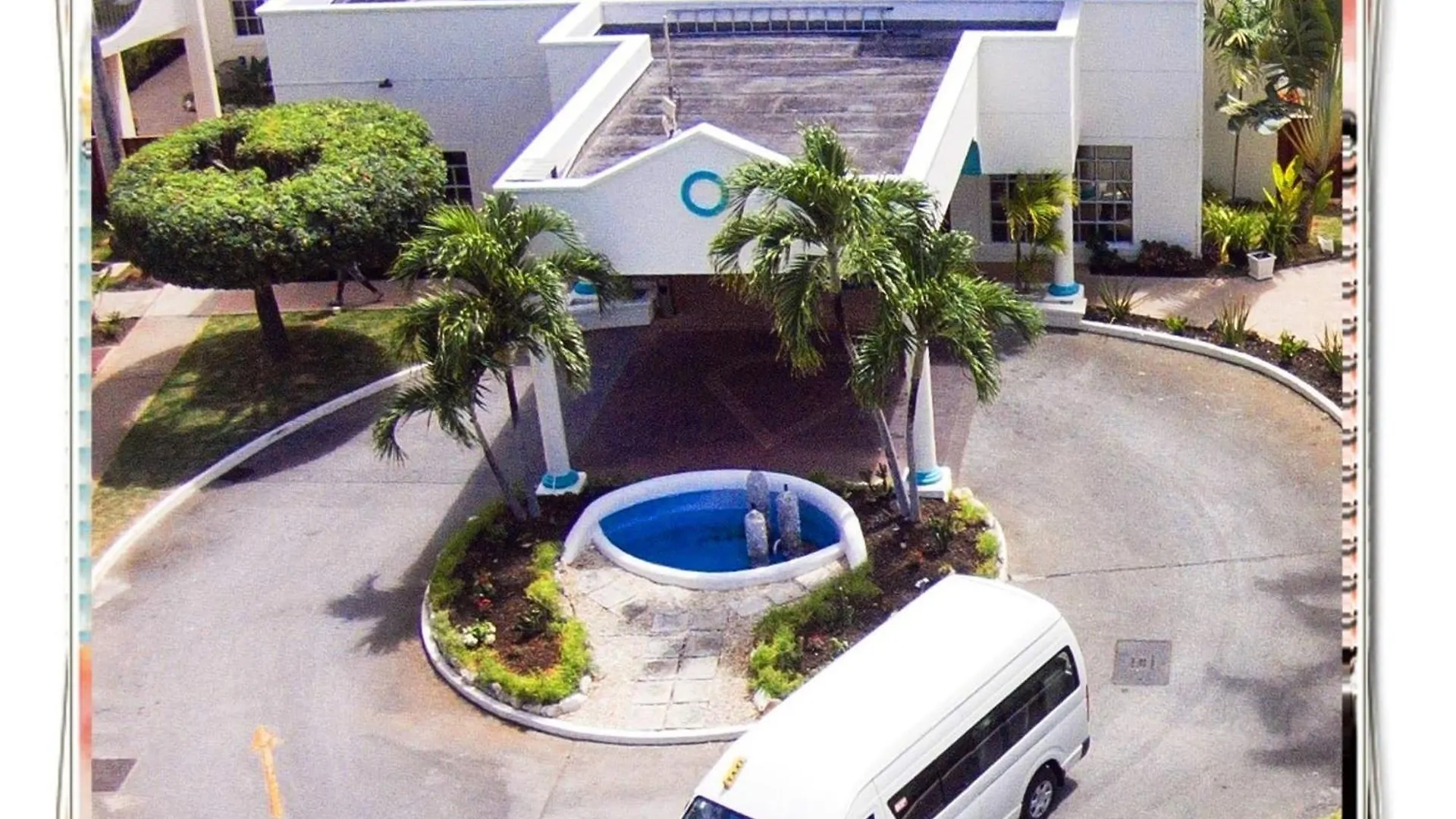 Blue Horizon Hotel Rockley