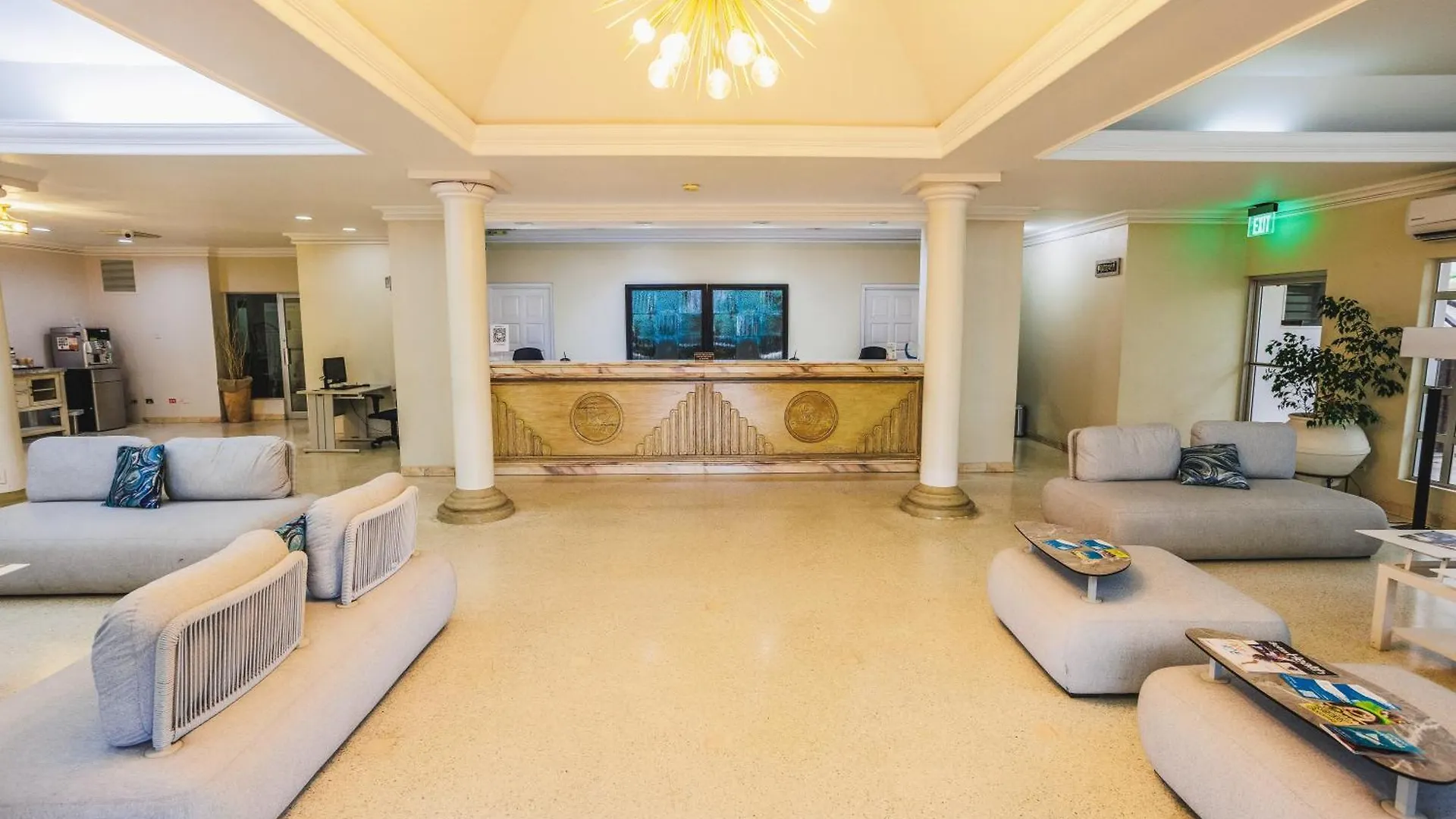 Blue Horizon Hotel Rockley 3*,  Barbados