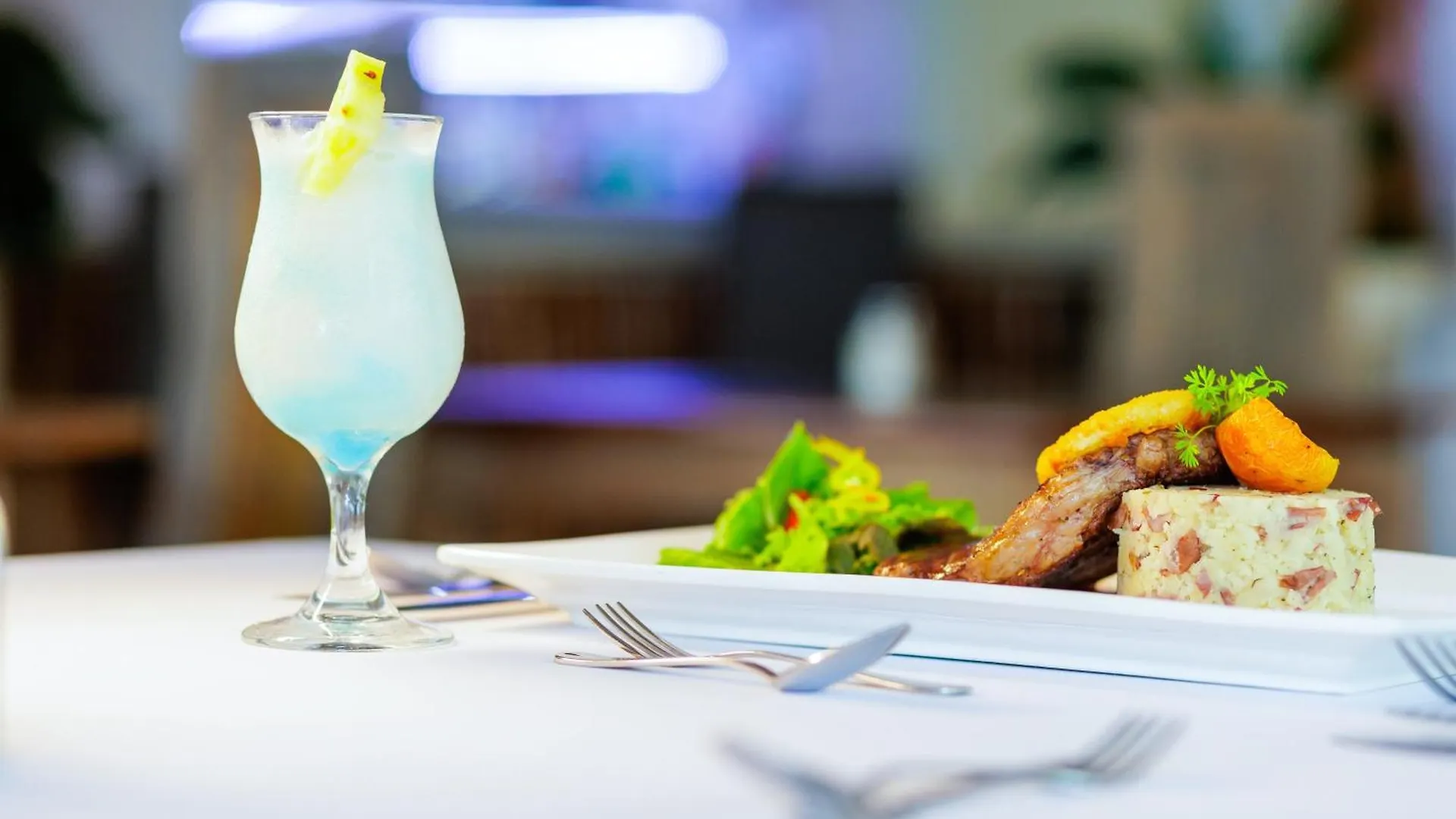 Blue Horizon Hotel Rockley