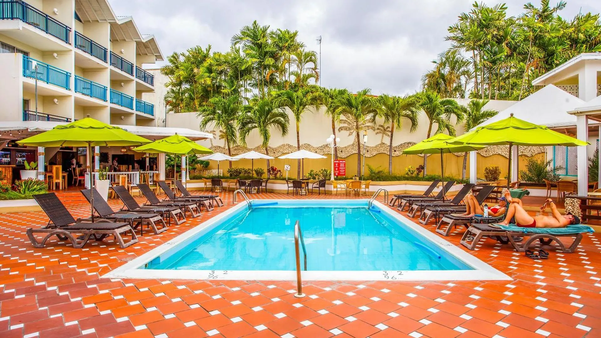 Blue Horizon Hotel Rockley